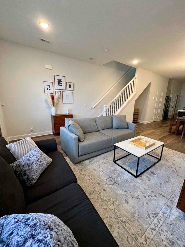 Photo - 1755 W 52nd St