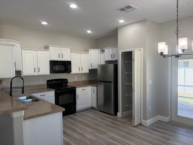 Photo - 2703 Isabella Valley Ct