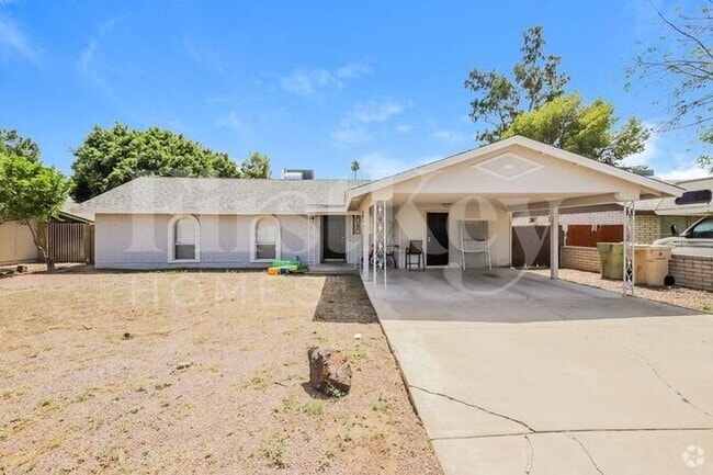 Building Photo - 5627 W Sunnyslope Ln Rental