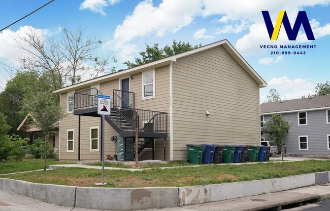 Photo - 302 Cooper St