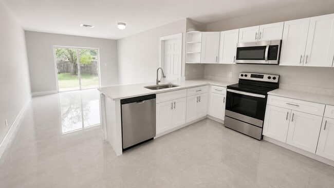 Building Photo - 3720 NW 110th Ave