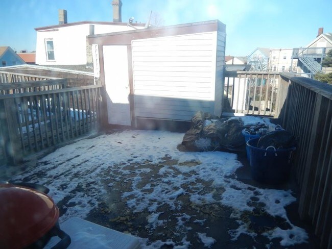 Photo - 28 Monmouth St Unit 3