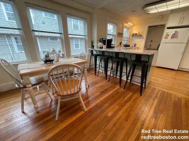 Photo - 30 Harris St