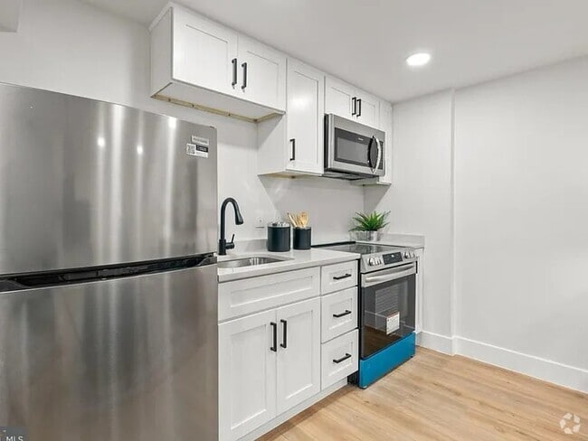 Building Photo - 5513 4th St NW Unit #B1 Rental