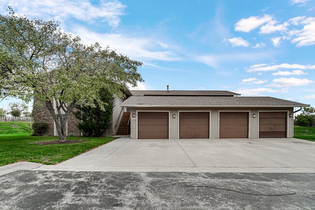 Photo - 1395 Alpine Ct Unit C