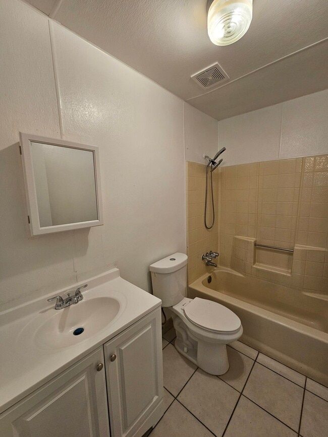 Photo - Downstairs / 2 bedroom / 1 bathroom unit Unit 20912 83rd St #D