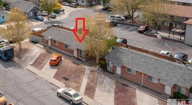 Building Photo - Cozy 1 Bedroom, 1 Bath - Small Backyard Rental