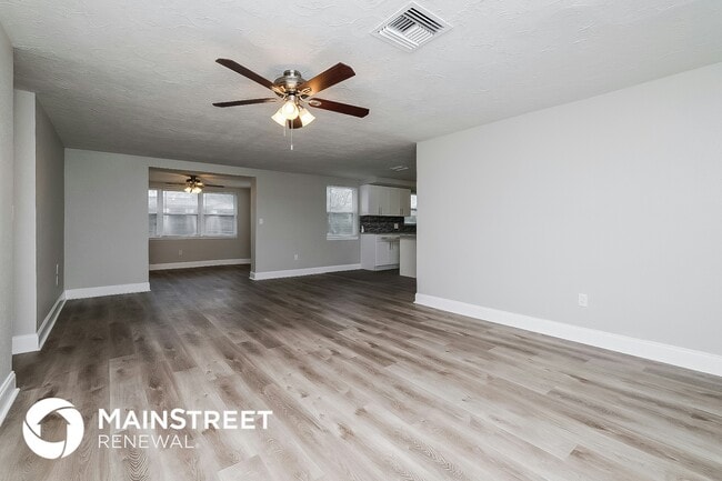 Building Photo - 6040 7th Ave Rental