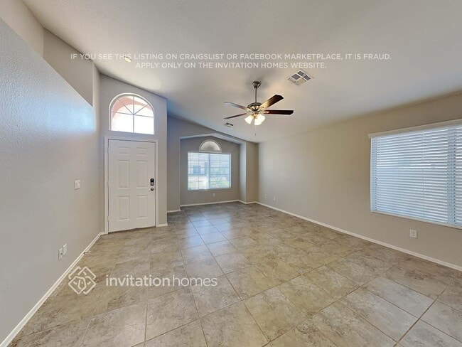4836 W Topeka Dr