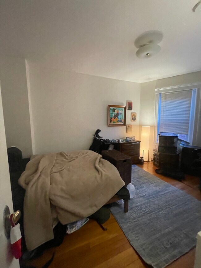 Photo - 1249 Beacon St Unidad 2