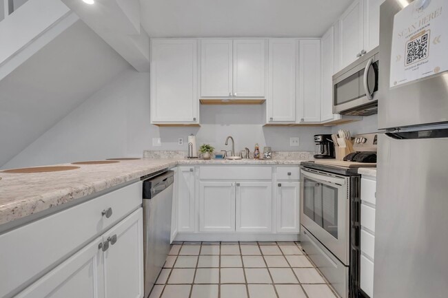 Photo - 1816 Jackson Bluff Rd