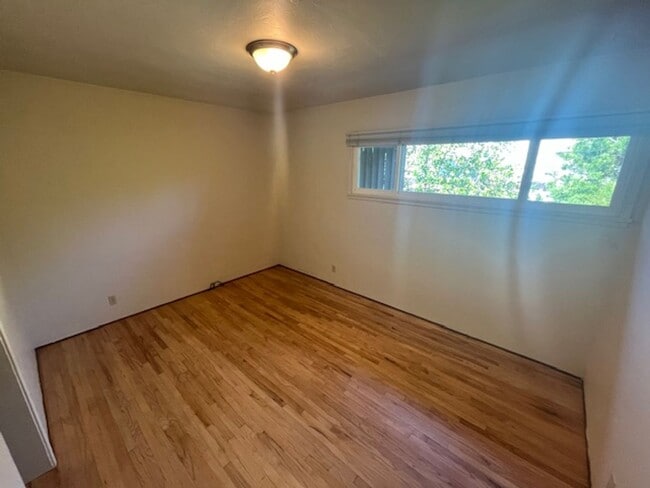 Photo - 1241-1243 Fredericks St Unit 1241