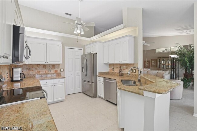 Photo - 5657 Whisperwood Blvd Unidad 204