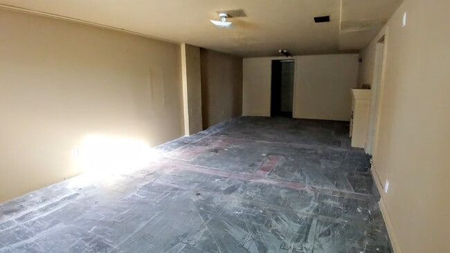 Photo - 1208 S Belt Hwy