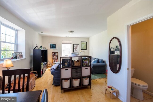 Photo - 1130 Dorrance St Unit A
