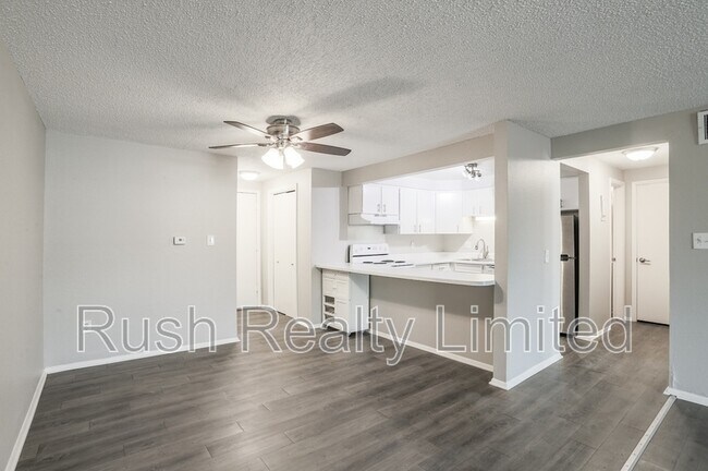 Photo - 1800 Fenton St Unidad #10 - 2nd Flr 1-bedroom