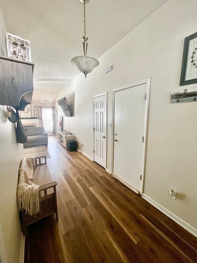 Photo - 13232 Lampmeade Ln