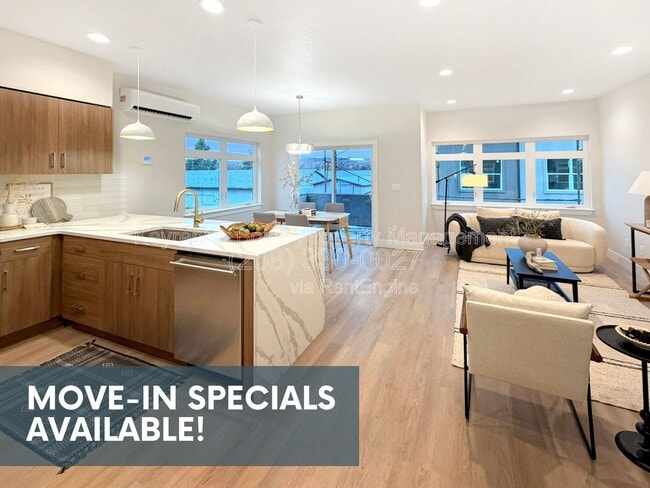 Building Photo - 4325 Greentrail