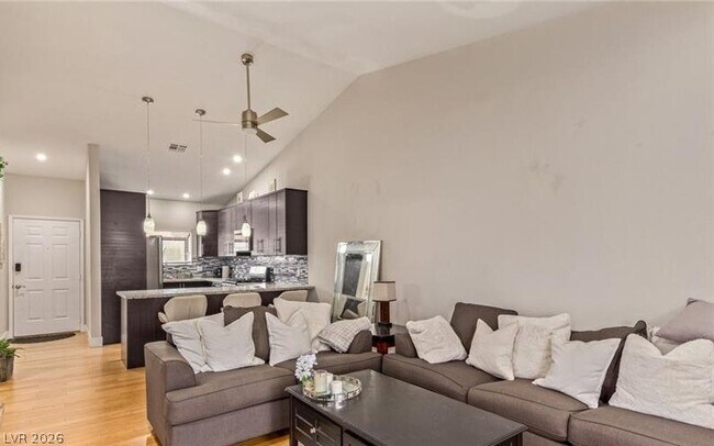 Photo - 2840 Blue Bonnet Dr Unit 0