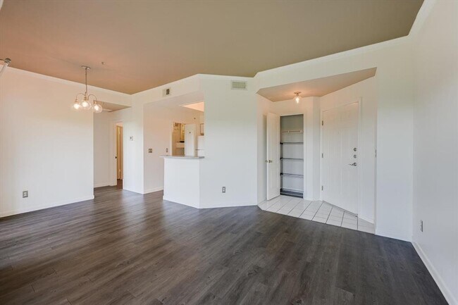 Photo - 6000 Shepherd Mountain Cove Unit 1011