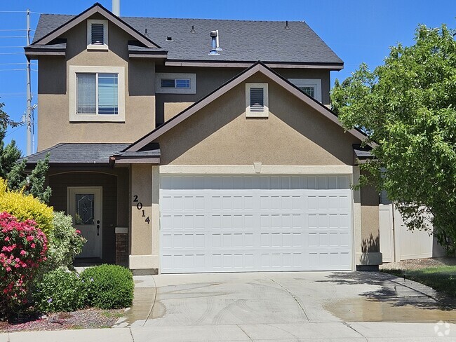Building Photo - 2014 E Mountain Man Dr Rental