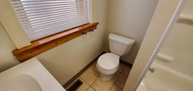 Photo - 6300 Cates Ave Unit 1E