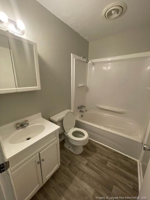 Photo - 2118 Malloy St