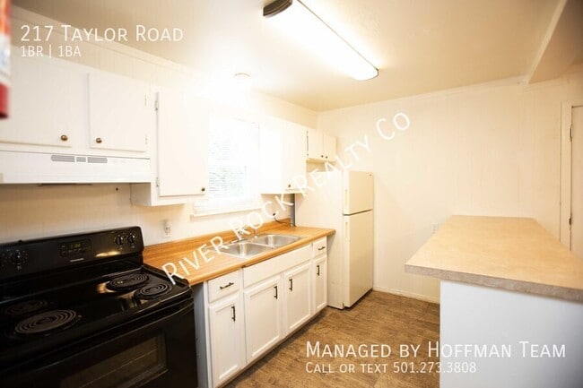 Photo - 217 Taylor Rd