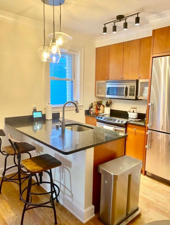 Photo - 1121 24th St NW Unit 105