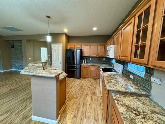 Photo - 9577 Fetlock Way