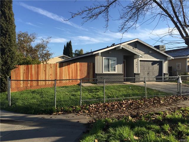 Cute home with fenced yard and driveway. A... - Cute home with fenced yard and driveway. A...