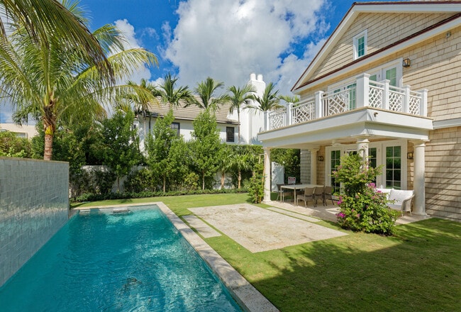 Photo - 164 Seaspray Ave