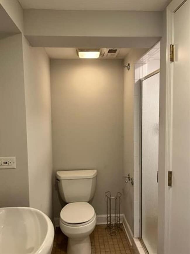 Photo - 244 Elgin Ave