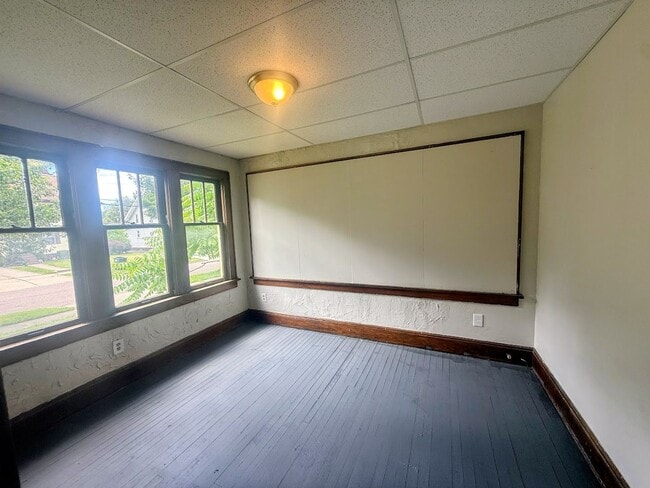 Photo - Four bedroom one bathroom home for rent