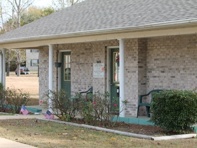 Exterior - Alex Place Apartments
