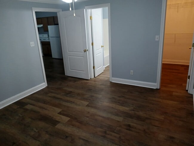 Photo - Knoxville 37912 - 2 bedroom, 2 bath condo with a 1-car garage - Call Lisa Vineyard and Shannon Ru...