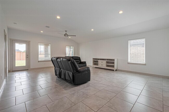 Photo - 29518 Paytons Park Ct