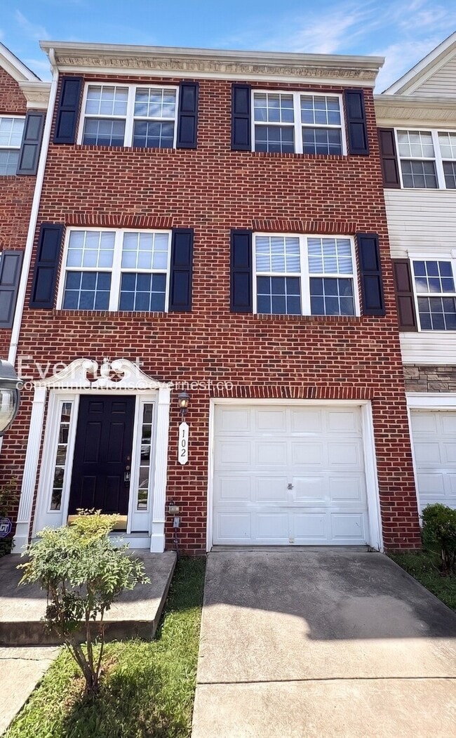 Photo - 102 Spinnaker Way