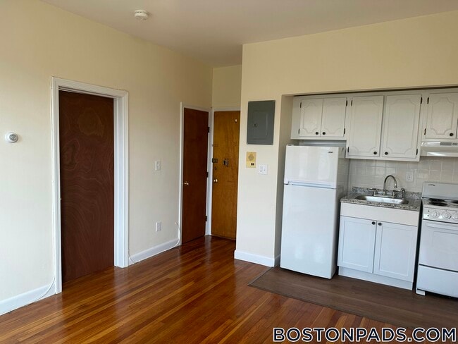 Photo - 64 Brighton Ave Unidad 306