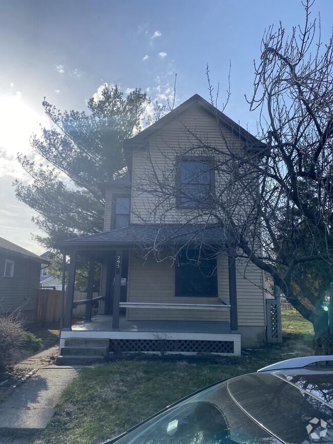 Building Photo - 295 S Yale Ave Rental