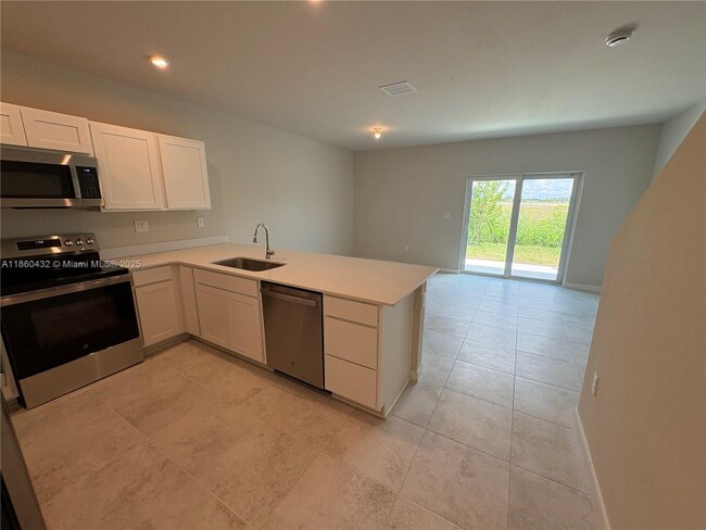 Photo - 1014 W Davis Pkwy