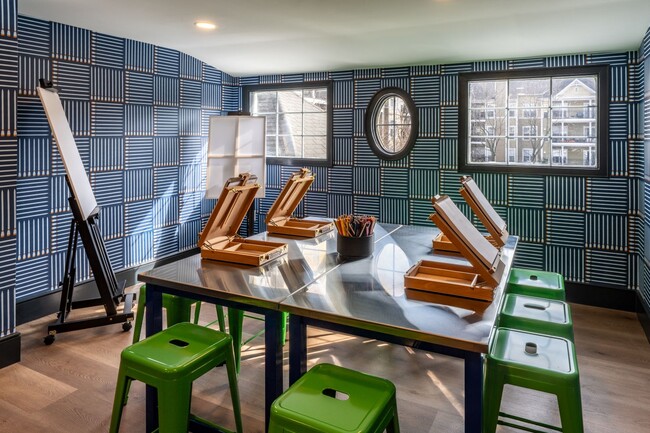 Photo - Halstead Alexandria