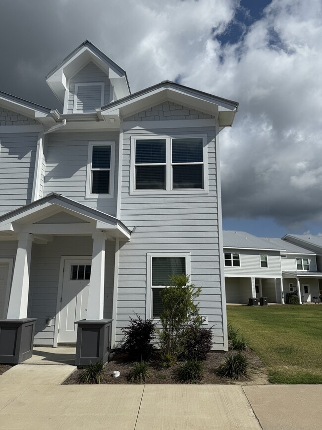 Photo - 202 Date Palm Lane Townhome