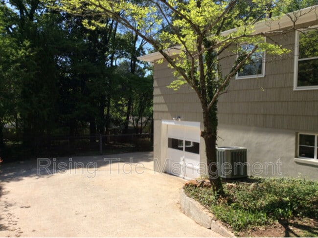 Photo - 533 Zinnia Ln