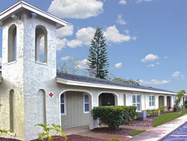 Primary Photo - Sorrento