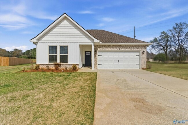Building Photo - 221 Willie Sanders Dr