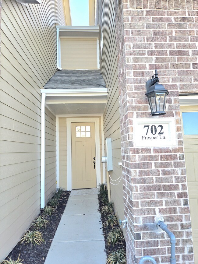 Photo - 702 Prosper Ln