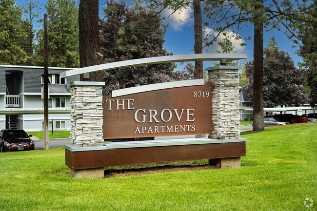 The Grove Entrance - The Grove Rental