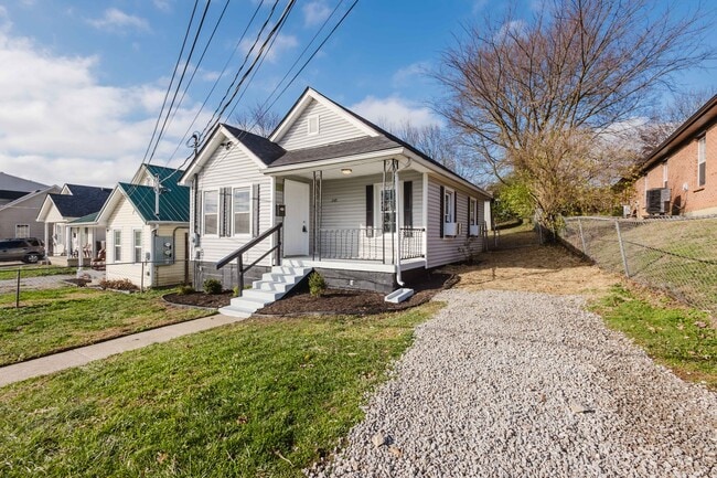 Photo - 245 Evansdale Ave