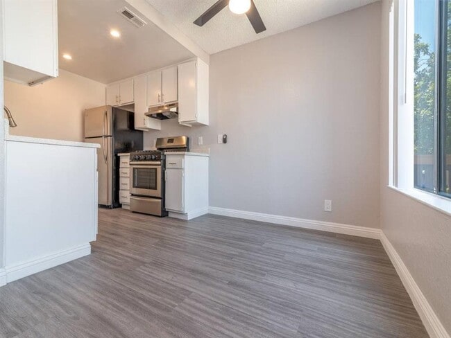 Ascot Park Apartments